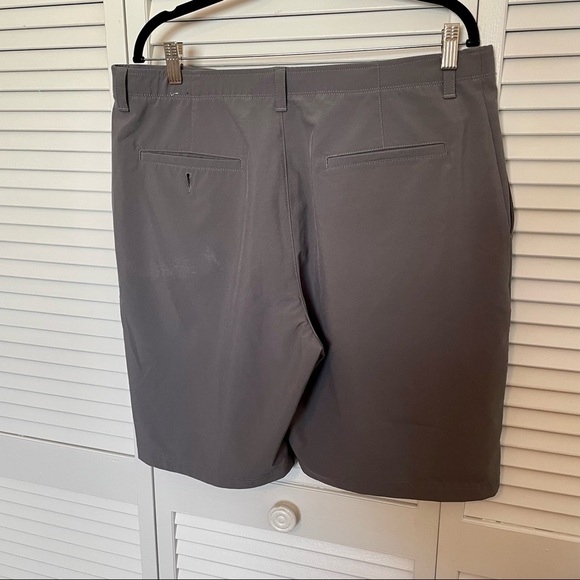Golf America Men’s Shorts - Size 36 - Picture 3 of 4